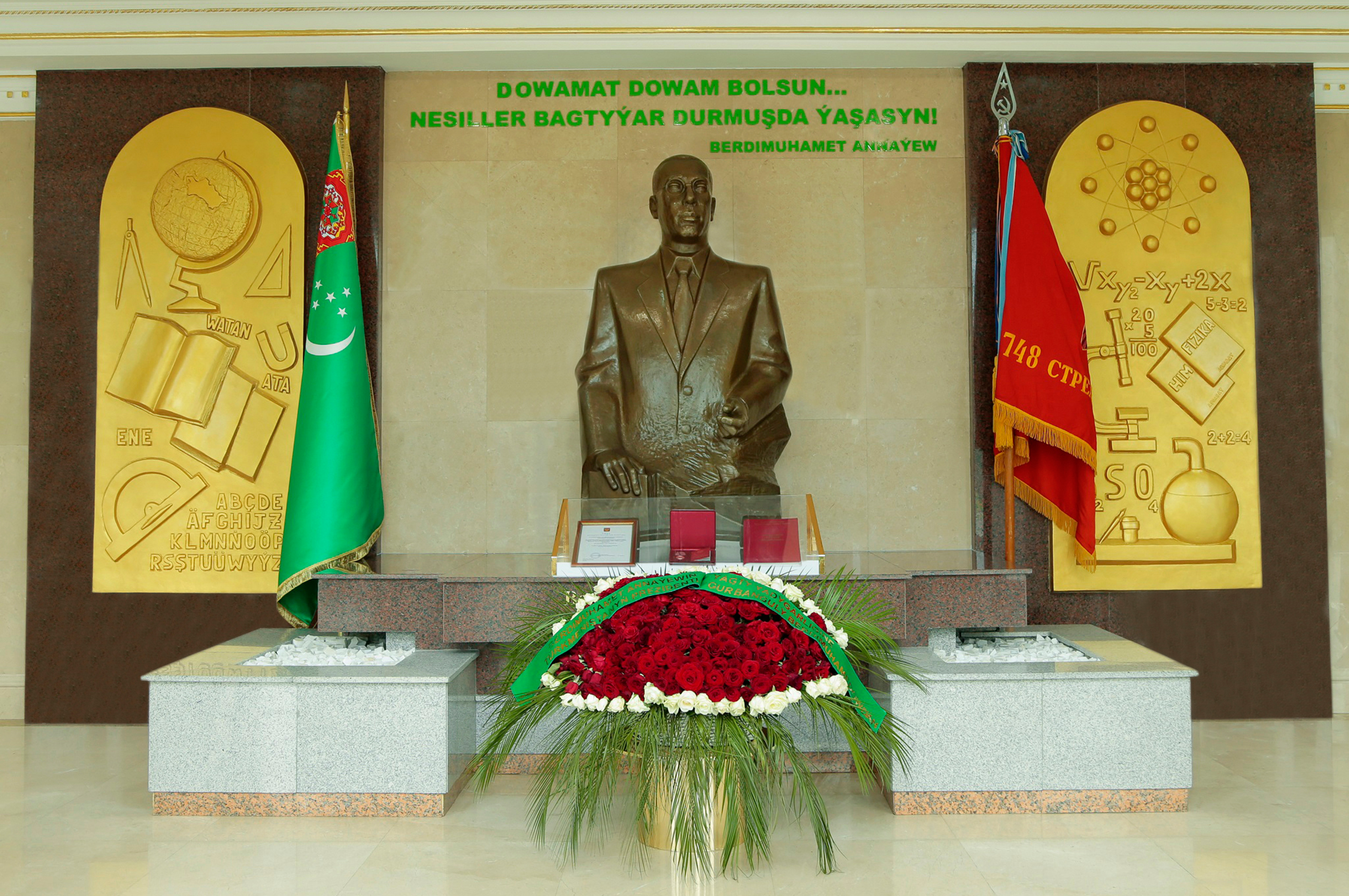 Türkmenistanda Ýeňiş güni bellenildi